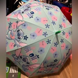 NWOT Umbrella with Island Design